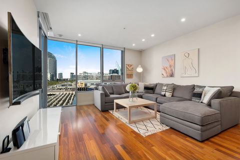 Docklands Private Collection Of Apartments Melbourne - Accommodation Perth 2