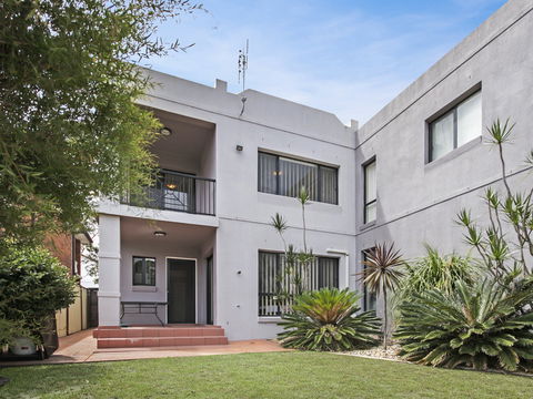 Duplex By The Sea - Carnarvon Accommodation 0