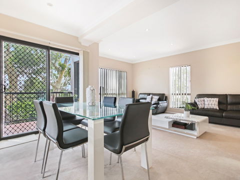 Duplex By The Sea - Carnarvon Accommodation 2