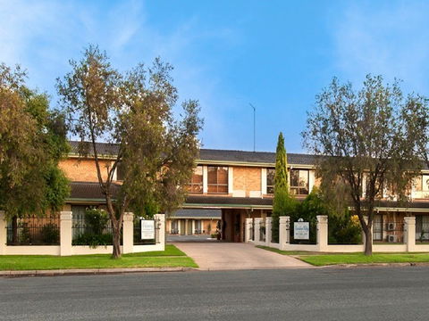 Garden City Motor Inn - Townsville Tourism 1