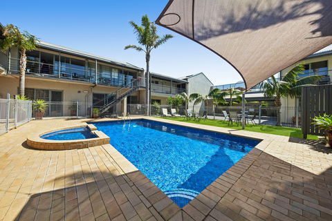 Moonlight Bay Apartments - Townsville Tourism 2