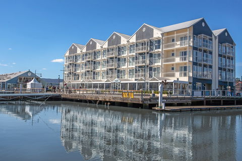 Peppers Seaport Hotel - Launceston - Holiday Melbourne 0