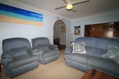 Surfway Holiday Retreat - Townsville Tourism 2