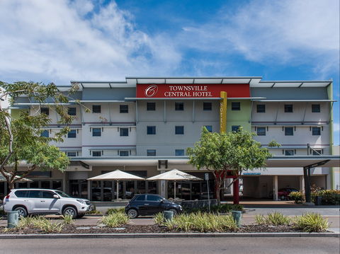 Townsville Central Hotel - Holiday Perth 0