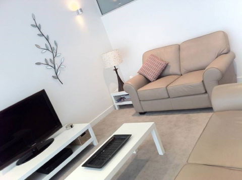 18 The Breeze - Accommodation Whitsundays 1
