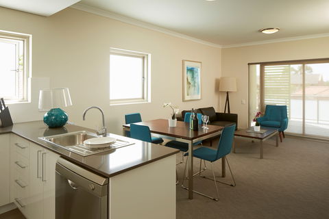 Baileys Serviced Apartments - Holiday Sydney 0