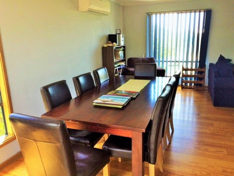 Bashams Beach House - Sunshine Coast Guide 2