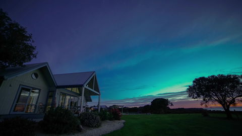 Bear Gully Coastal Cottages - Accommodation Nelson Bay 1