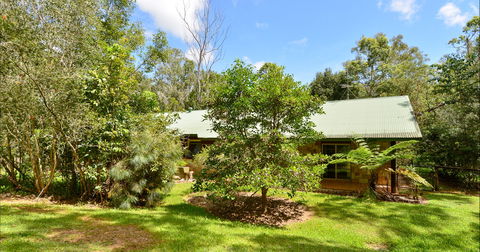 Bushland Cottages And Lodge Yungaburra - YWait Travel 0