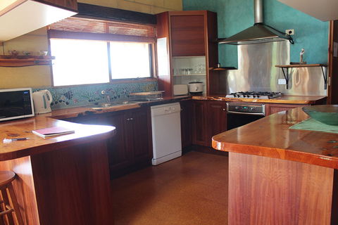 Eastern Reef Cottages - Whitsundays Tourism 2