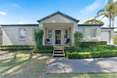 Huskisson Beach House - Townsville Tourism 0
