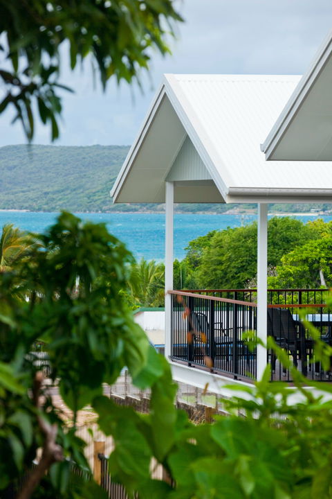 Island Villas And Apartments - Accommodation Perth 0