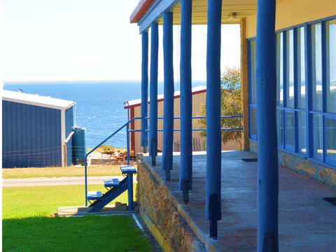 Island View Holiday Apartments - Accommodation Nelson Bay 0