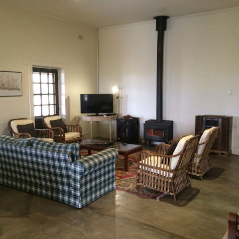 Little Paddock Homestead - Accommodation Asia 2