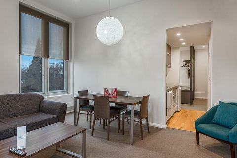 Mantra One Sandy Bay Road - Accommodation Batemans Bay 2