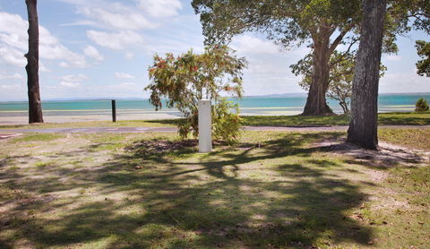 Minjerribah Camping - Whitsundays Tourism 2