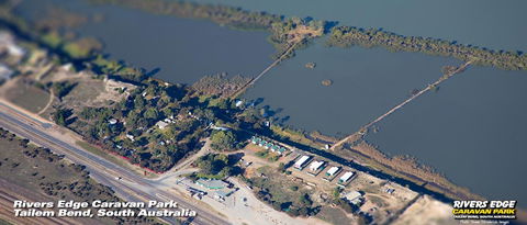 Rivers Edge Caravan Park - Mackay Tourism 1