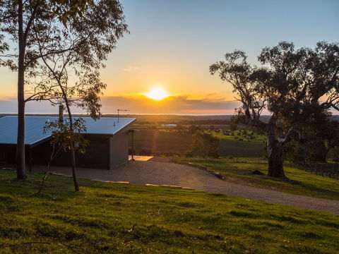 Shadow Creek McLaren Vale - Carnarvon Accommodation 0