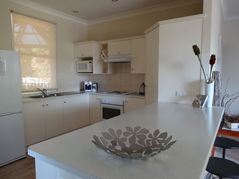 Sweetman Cottage - Wagga Wagga Accommodation 1