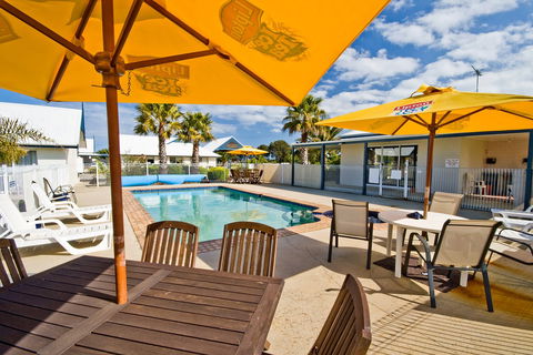 Torquay Tropicana Motel - Holiday Melbourne 0
