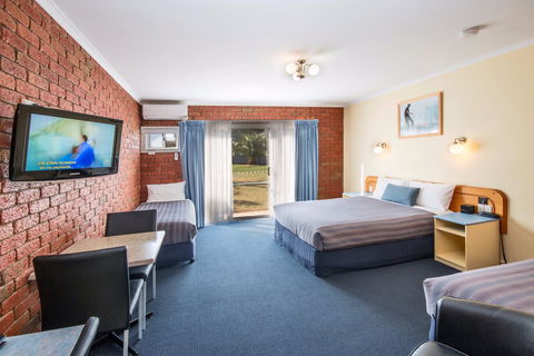Torquay Tropicana Motel - Holiday Melbourne 1
