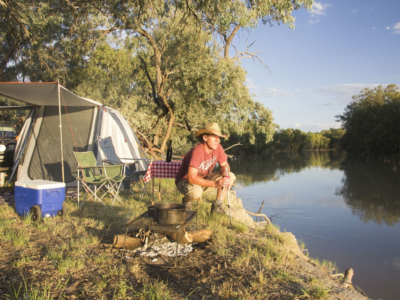 Louth NSW Accommodation Find