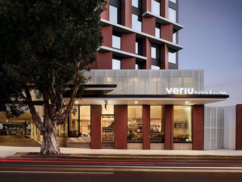 Veriu Green Square - Whitsundays Tourism 2