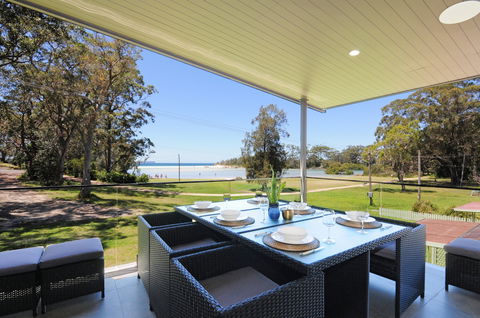 Water View Jervis Bay - Accommodation Airlie Beach 0