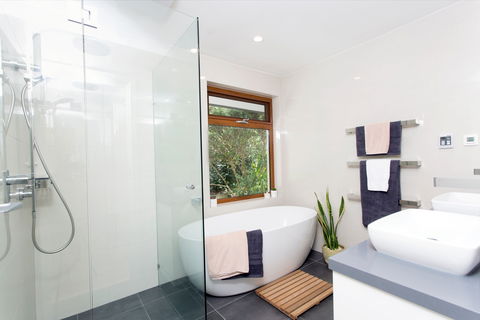 Woodbury House - Accommodation Nelson Bay 0