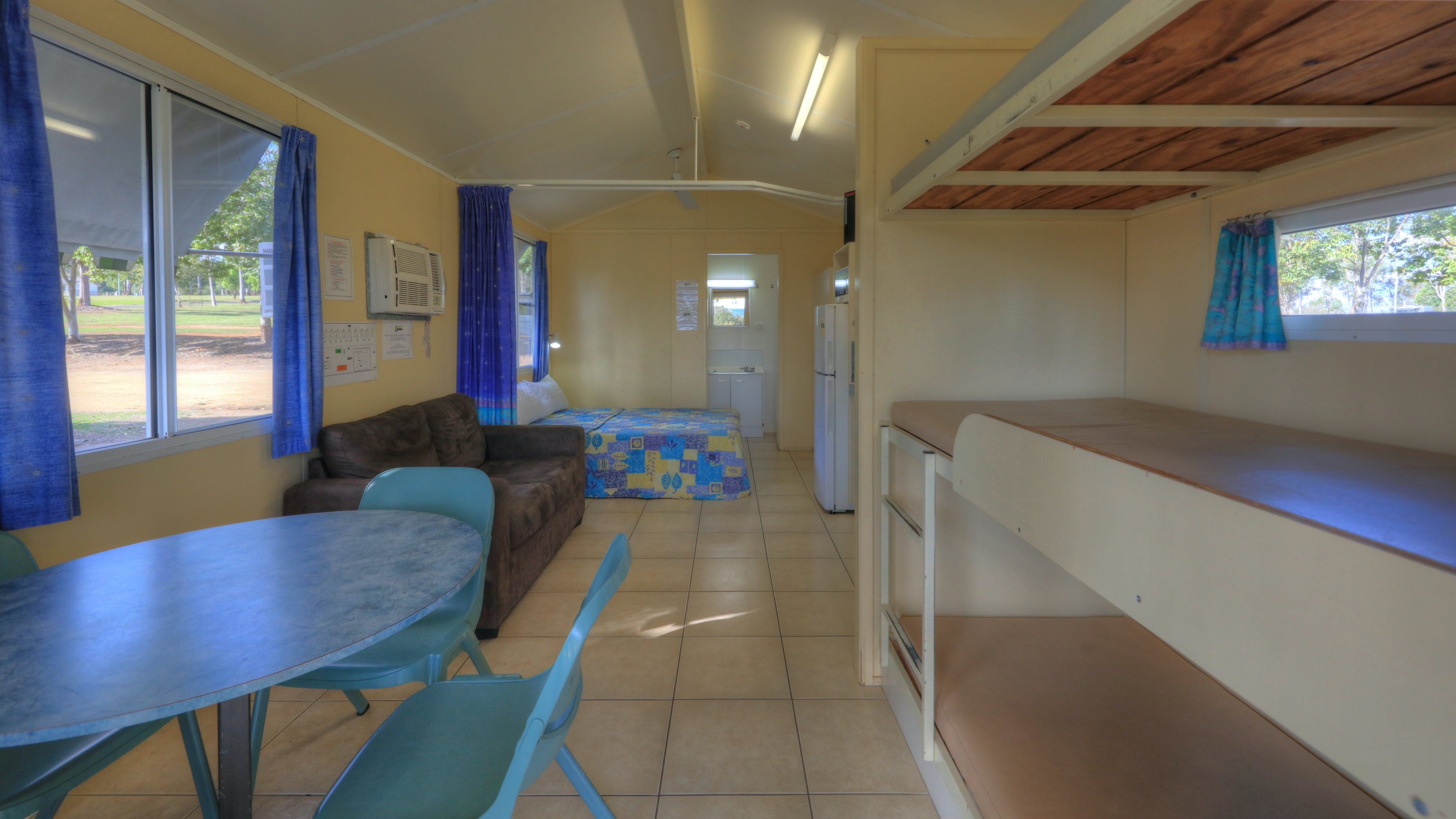 Yallakool Caravan Park On BP Dam - thumb 2