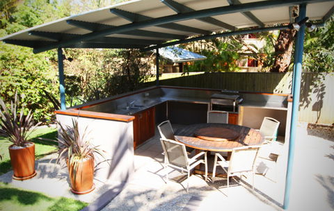 Byron Beachcomber Resort - Whitsundays Tourism 0