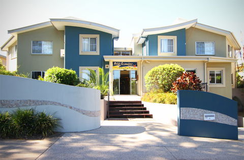 Byron Beachcomber Resort - Whitsundays Tourism 2