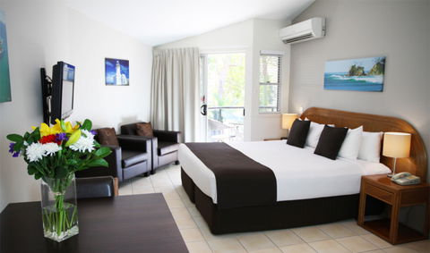 Byron Beachcomber Resort - Whitsundays Tourism 4