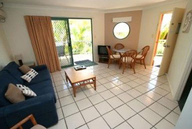 Beaches Apartment Byron Bay - Whitsundays Tourism 3
