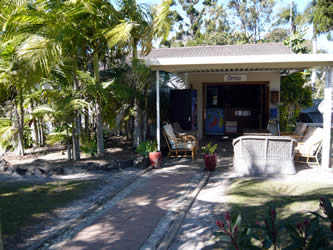 Belongil Fields Conference And Holiday Centre - Whitsundays Tourism 1