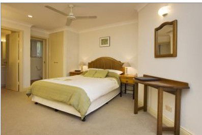 Ruskin House - Whitsundays Tourism 1