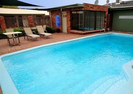 Comfort Inn Midas - YWait Travel 1