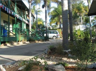 Shady Willows Caravan Park - YWait Travel 2