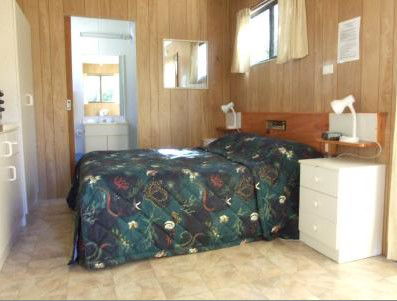 Shady Willows Caravan Park - YWait Travel 5