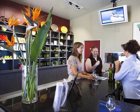 Adina Vineyard & Olive Grove - Brisbane Tourism 2