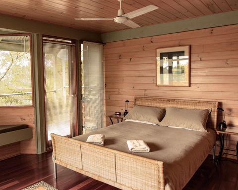 Bombah Point Eco Cottages - Accommodation Sydney 2