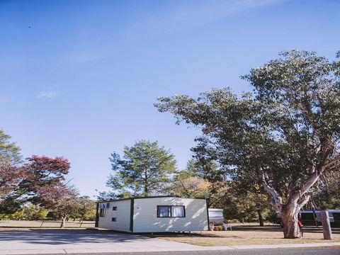 Boorowa Caravan Park - Accommodation Nelson Bay 2