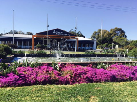 Byer Fountain Motor Inn And Restaurant - Accommodation Nelson Bay 0