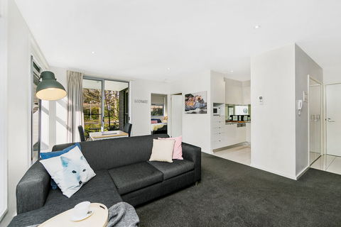 Canberra Furnished Accommodation - YWait Travel 0