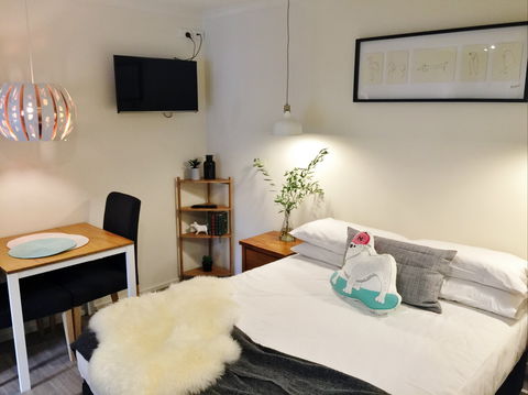 Canberra Furnished Accommodation - YWait Travel 1