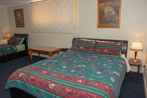 Chrissie's Dongara - Holiday Sydney 2