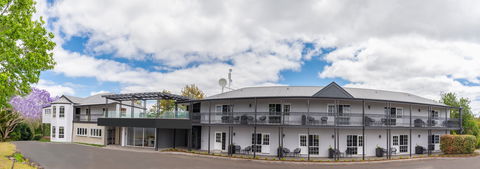 Clouds Montville - Broome Tourism 0