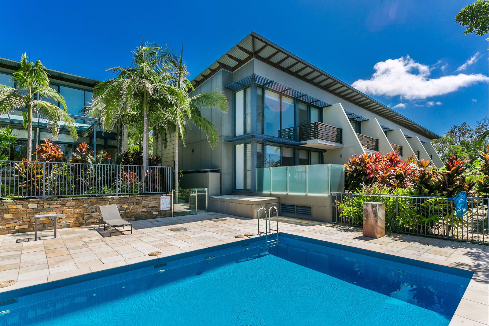 Byron Bay NSW Whitsundays Tourism