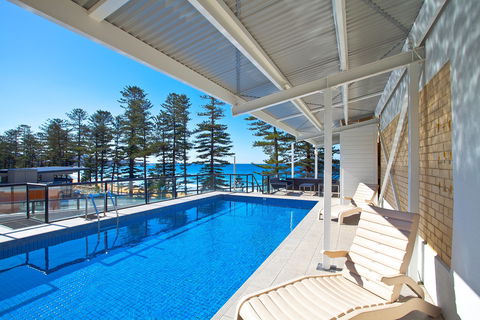 Manly Paradise Beachfront Motel And Apartments - Mackay Tourism 2