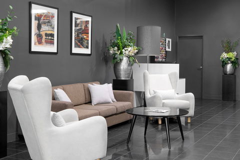 Mantra 100 Exhibition - Hotel QLD 2